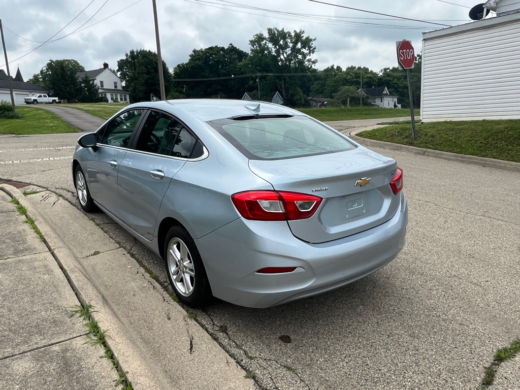2017 Chevrolet Cruze Image 4