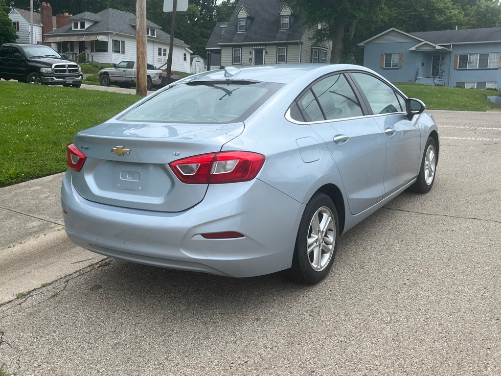 2017 Chevrolet Cruze Image 6