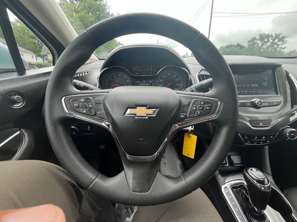 2017 Chevrolet Cruze Image 16
