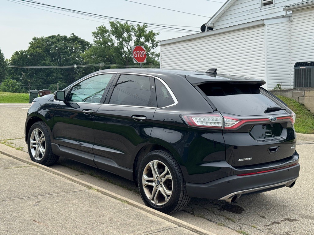 2016 Ford Edge Image 8