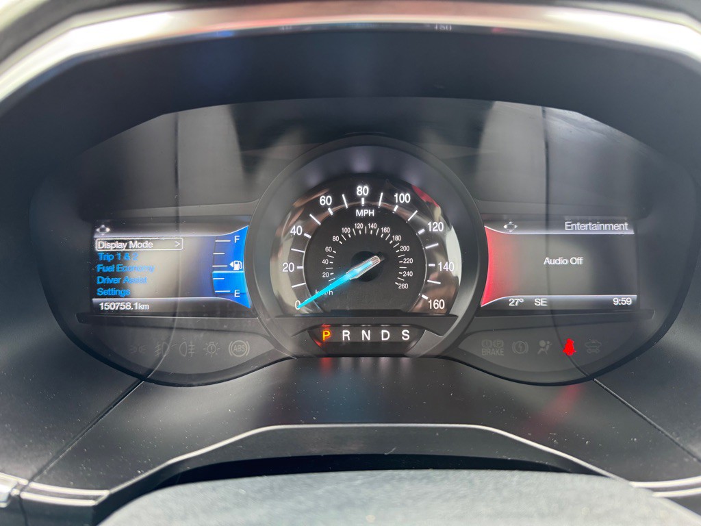 2016 Ford Edge Image 9