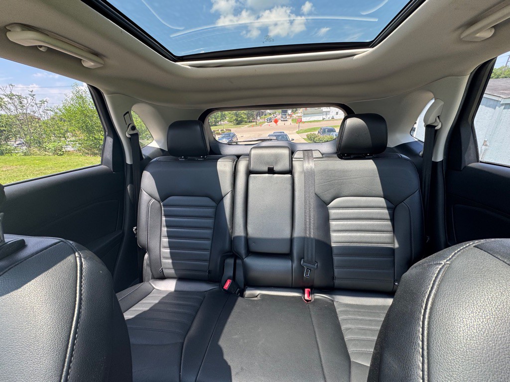 2018 Ford Edge Image 14