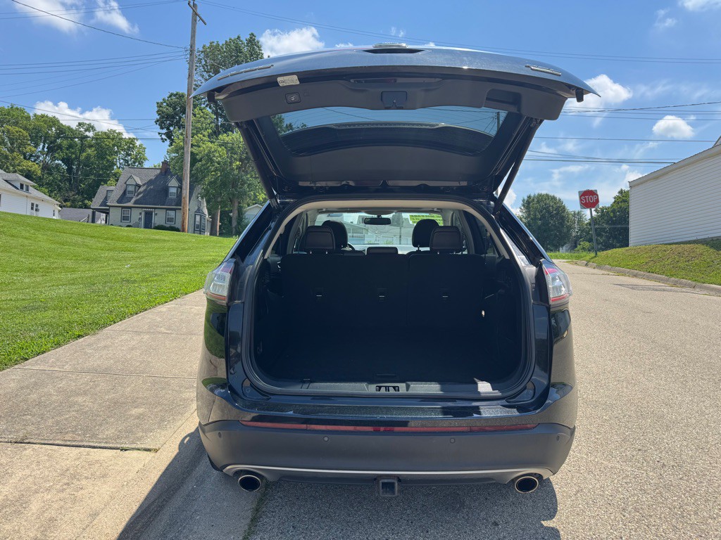 2018 Ford Edge Image 19