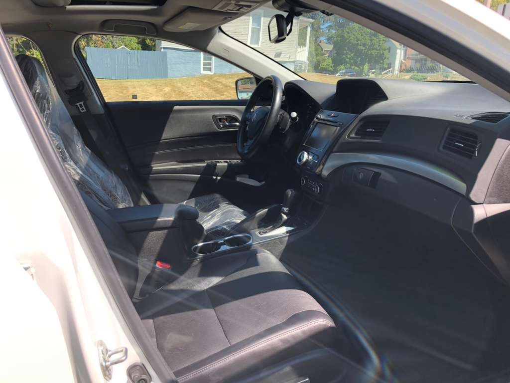2017 Acura ILX Image 18