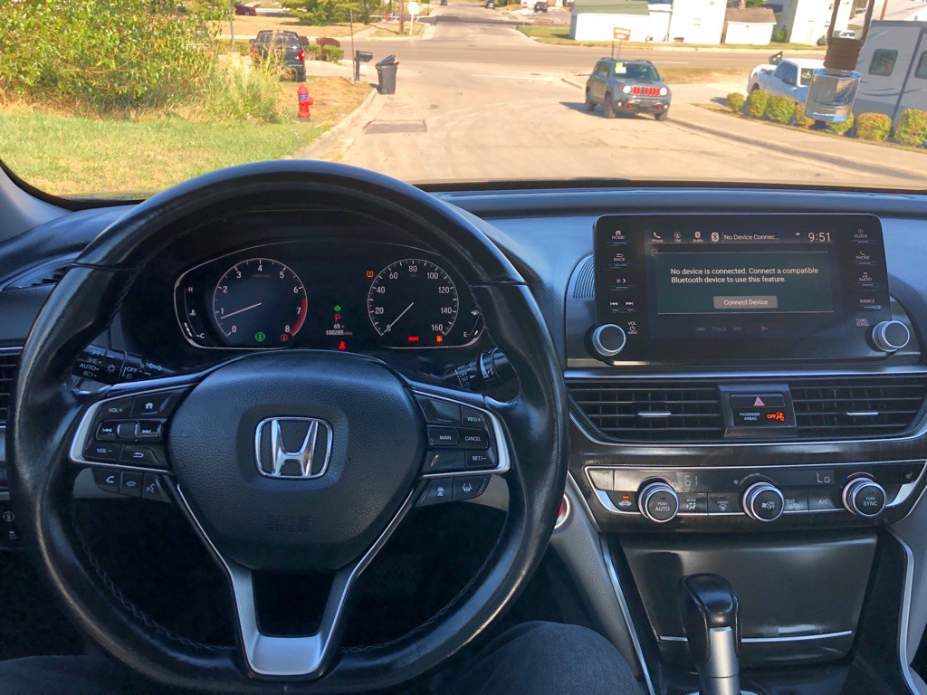 2018 Honda Accord Image 11