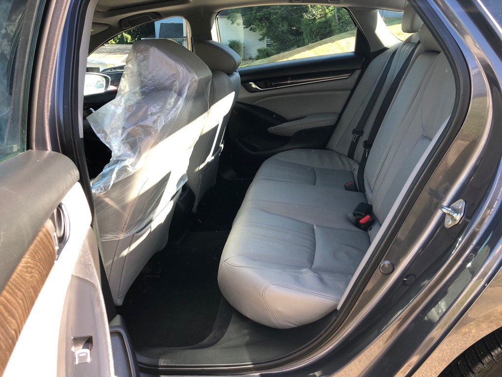 2018 Honda Accord Image 17