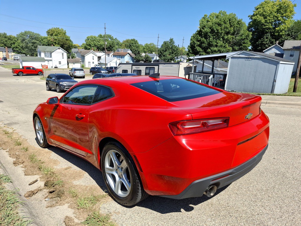 2017 Chevrolet Camaro Image 5