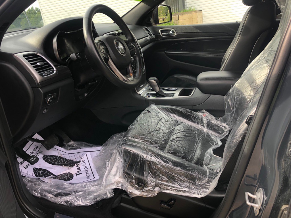 2017 Jeep Grand Cherokee Image 17
