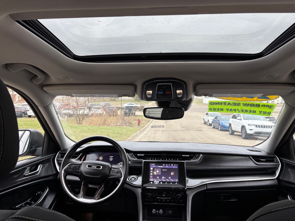 2022 Jeep Grand Cherokee Image 22