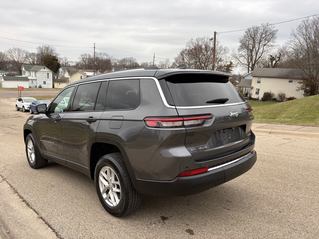 2022 Jeep Grand Cherokee Image 5