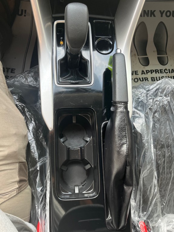 2020 Mitsubishi Eclipse Image 18