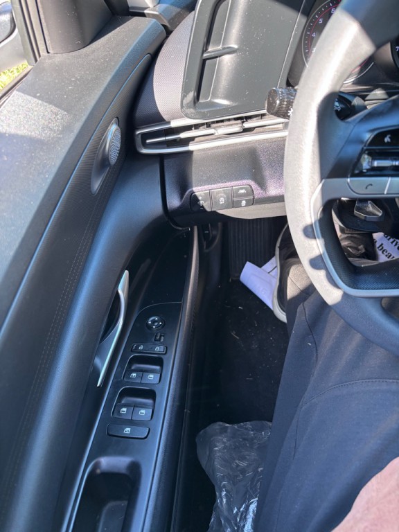 2021 Hyundai Elantra Image 13