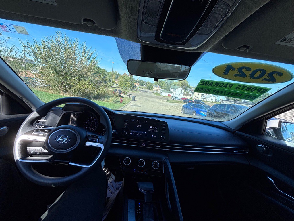 2021 Hyundai Elantra Image 14