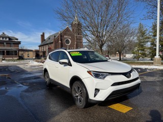 Image for 2017 Toyota Rav4 XLE ID: 6707543