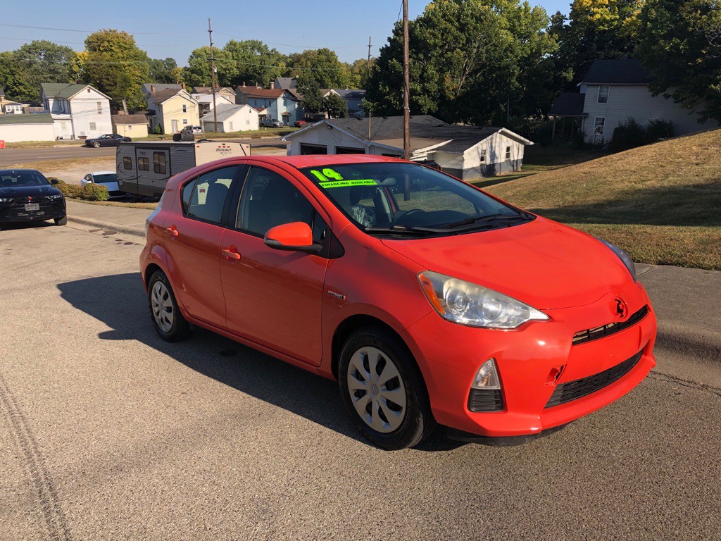 2014 Toyota Prius Image 8