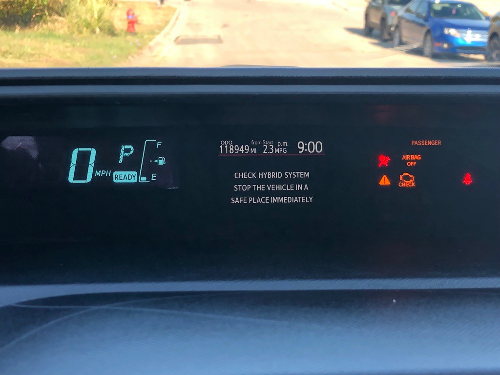 2014 Toyota Prius Image 10