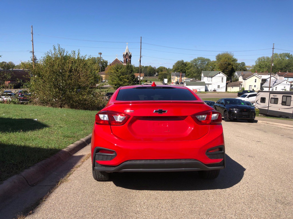 2018 Chevrolet Cruze Image 5