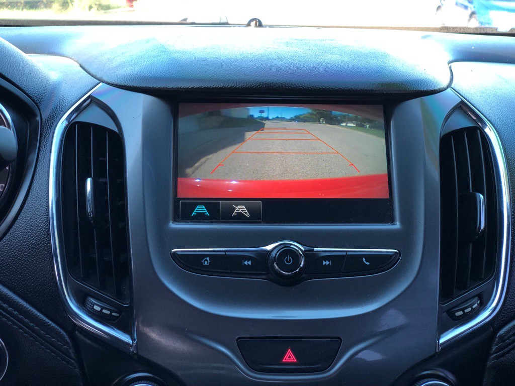2018 Chevrolet Cruze Image 13