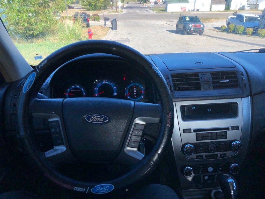 2012 Ford Fusion Image 11
