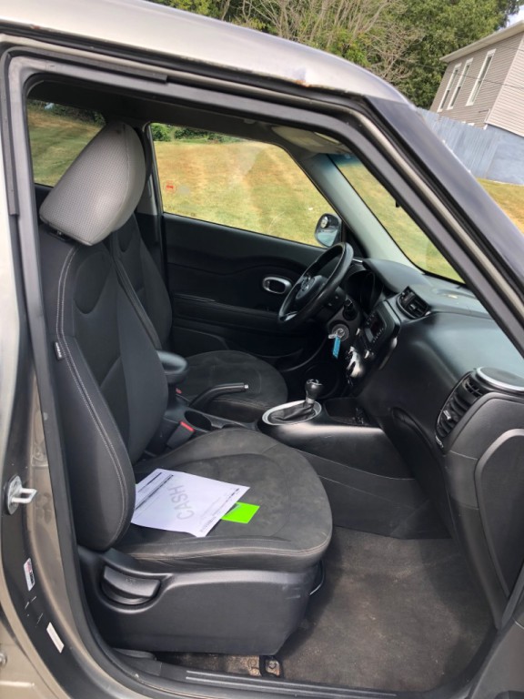 2014 Kia Soul Image 16
