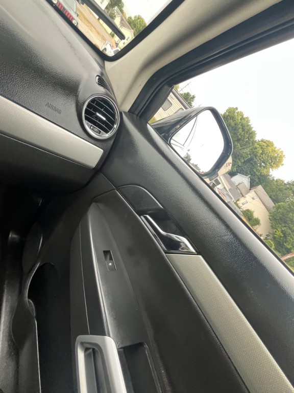 2012 Chevrolet Captiva Image 18