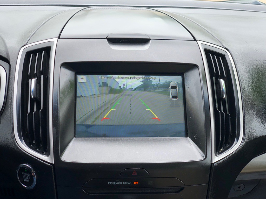 2017 Ford Edge Image 12