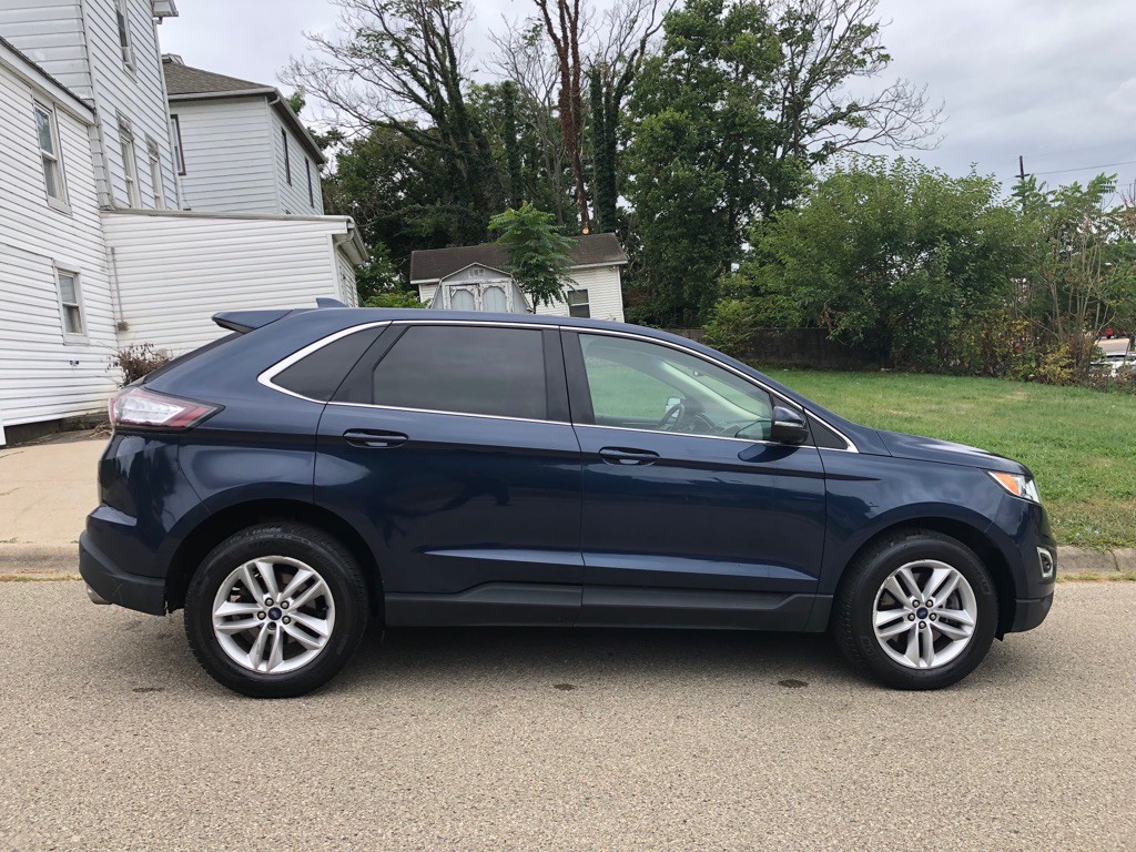 2017 Ford Edge Image 8