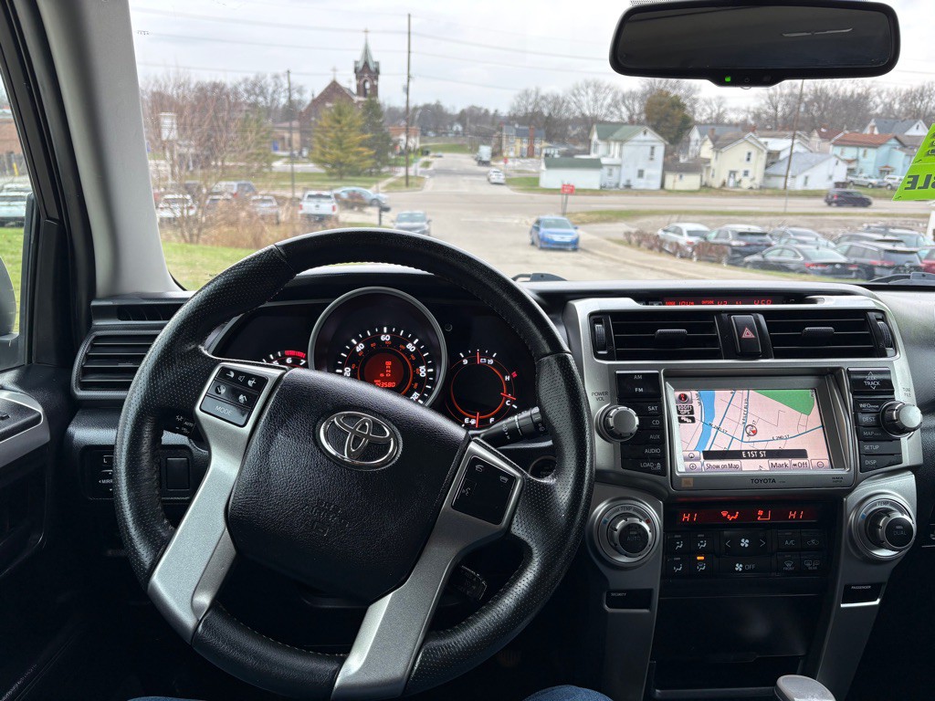 2011 Toyota 4Runner Image 10