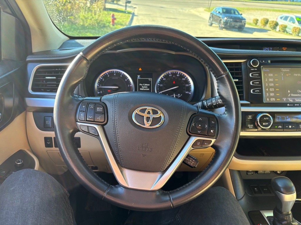 2019 Toyota Highlander Image 9