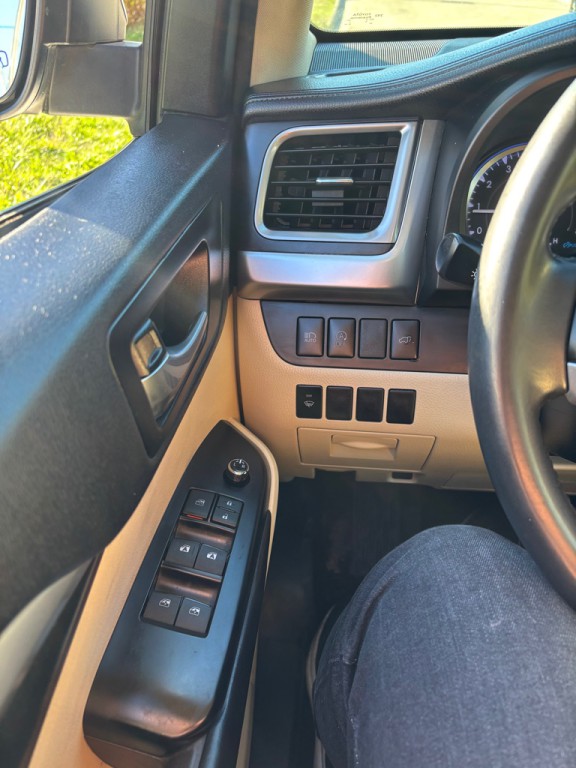 2019 Toyota Highlander Image 17