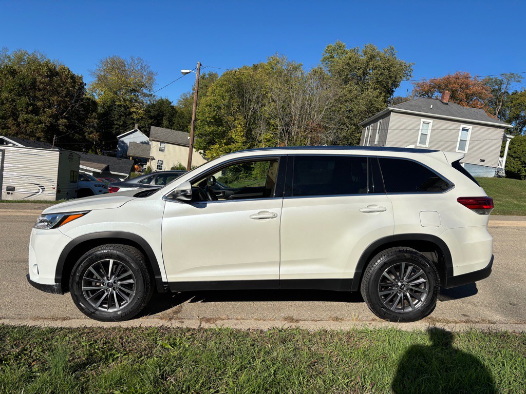 2019 Toyota Highlander Image 4