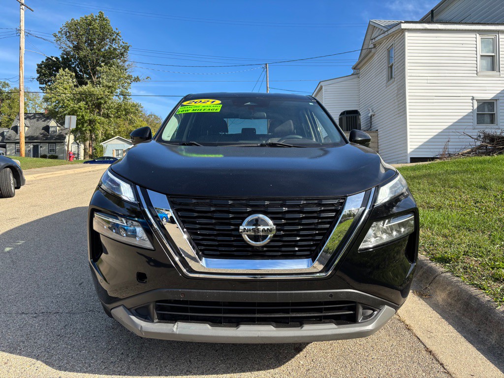 2021 Nissan Rogue Image 1