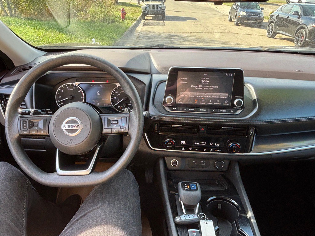 2021 Nissan Rogue Image 13