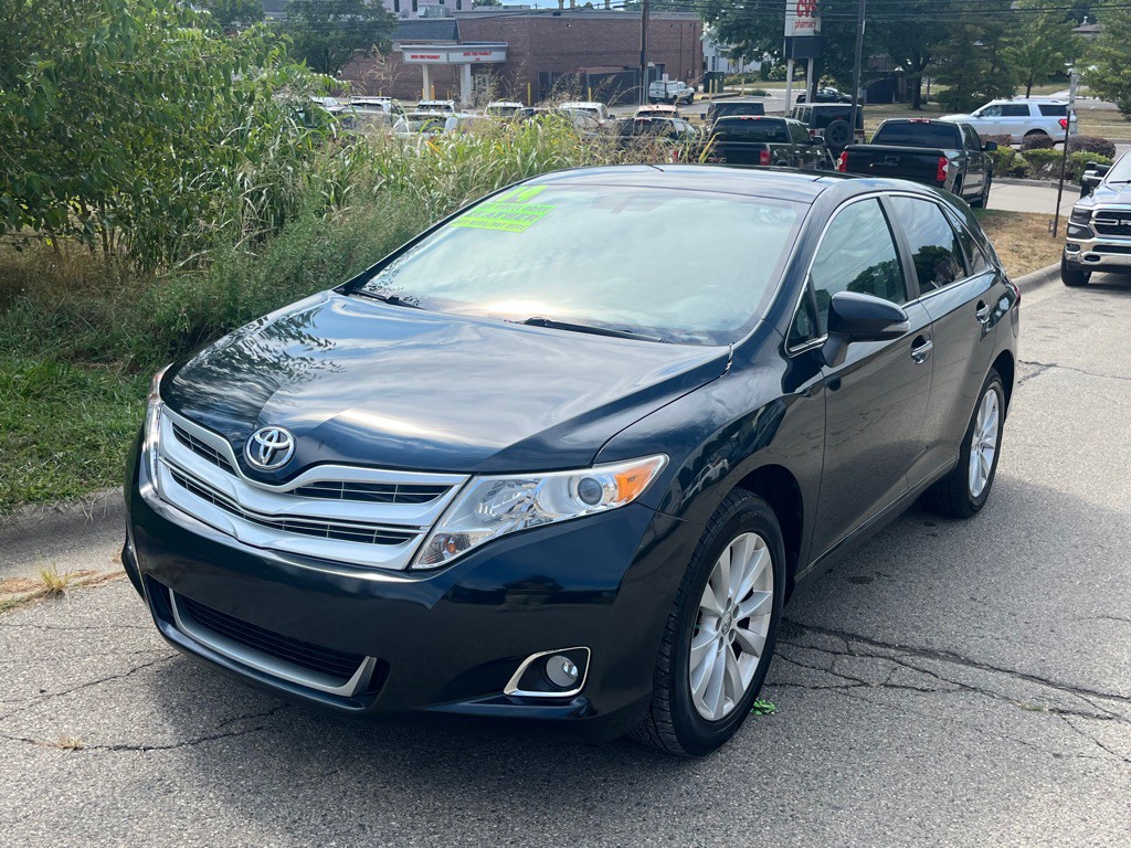 2014 Toyota Venza Image 2