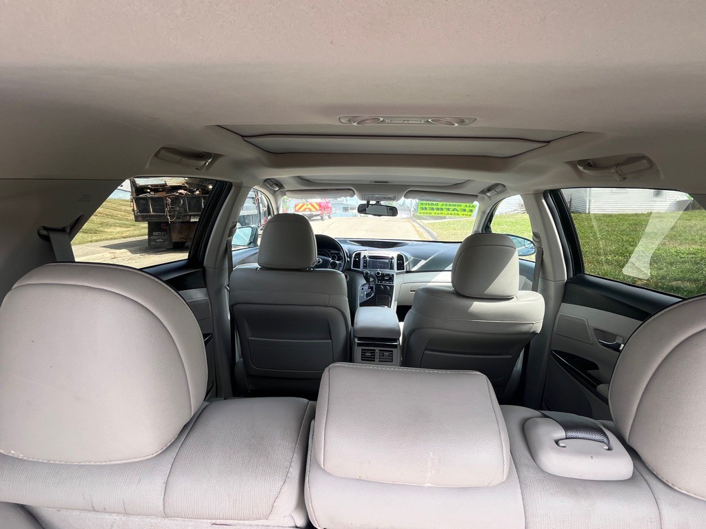 2014 Toyota Venza Image 12