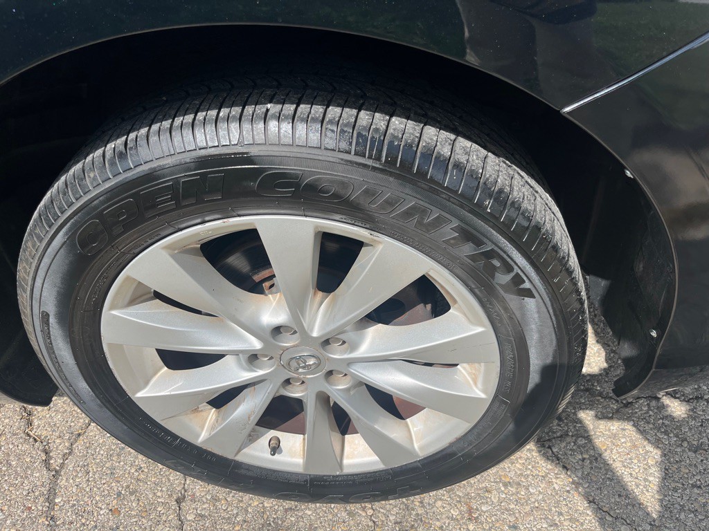 2014 Toyota Venza Image 15