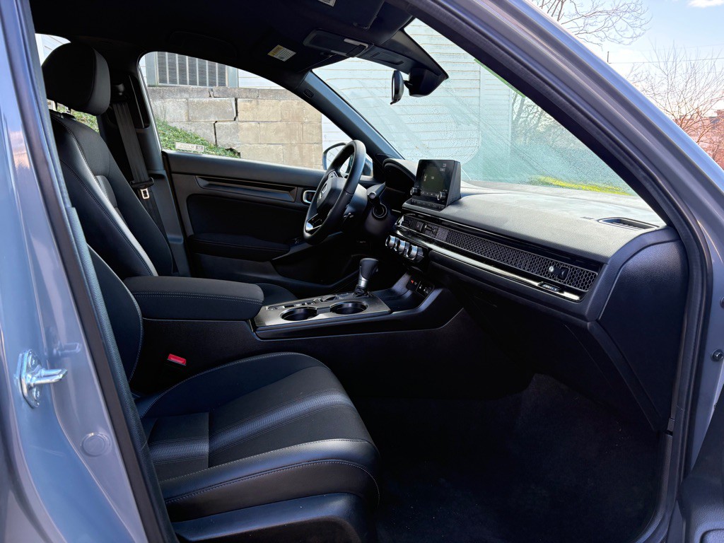 2025 Honda Civic Image 18