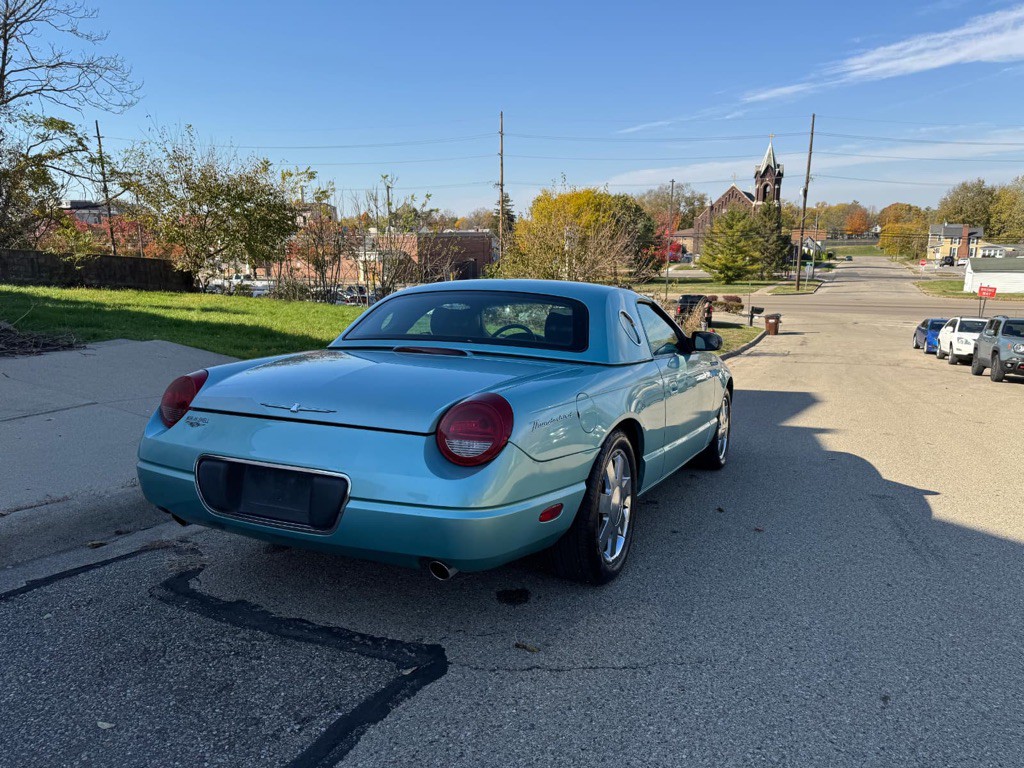 2002 Ford Thunderbird Image 6