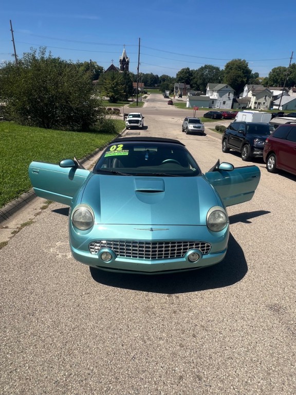 2002 Ford Thunderbird Image 5