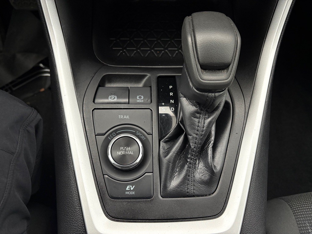 2021 Toyota Rav4 Image 12