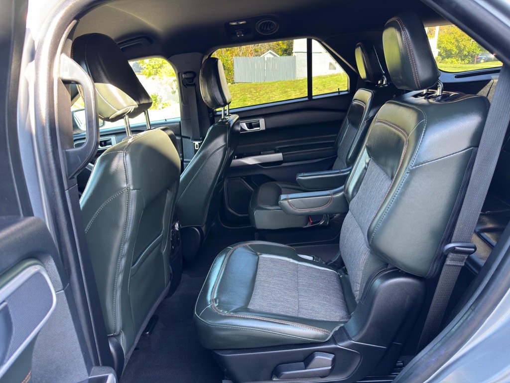 2022 Ford Explorer Image 17