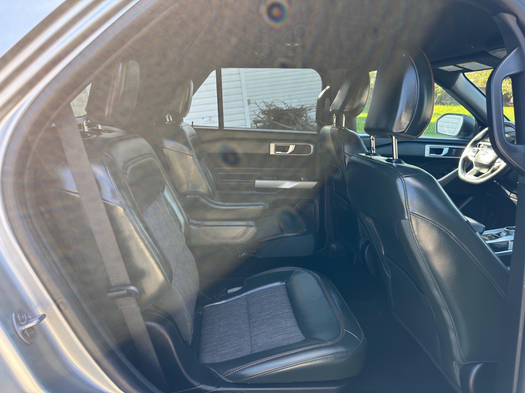 2022 Ford Explorer Image 18