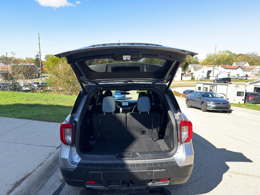 2022 Ford Explorer Image 21