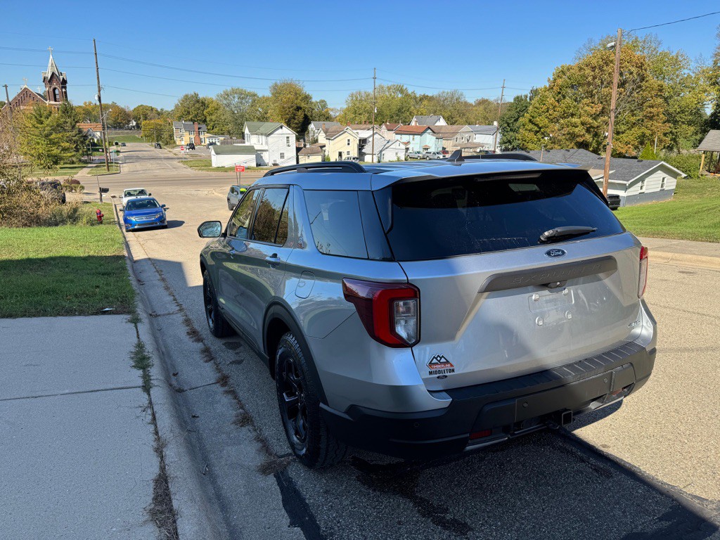 2022 Ford Explorer Image 5