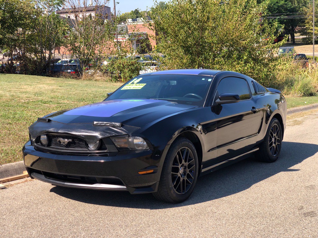 2014 Ford Mustang Image 2