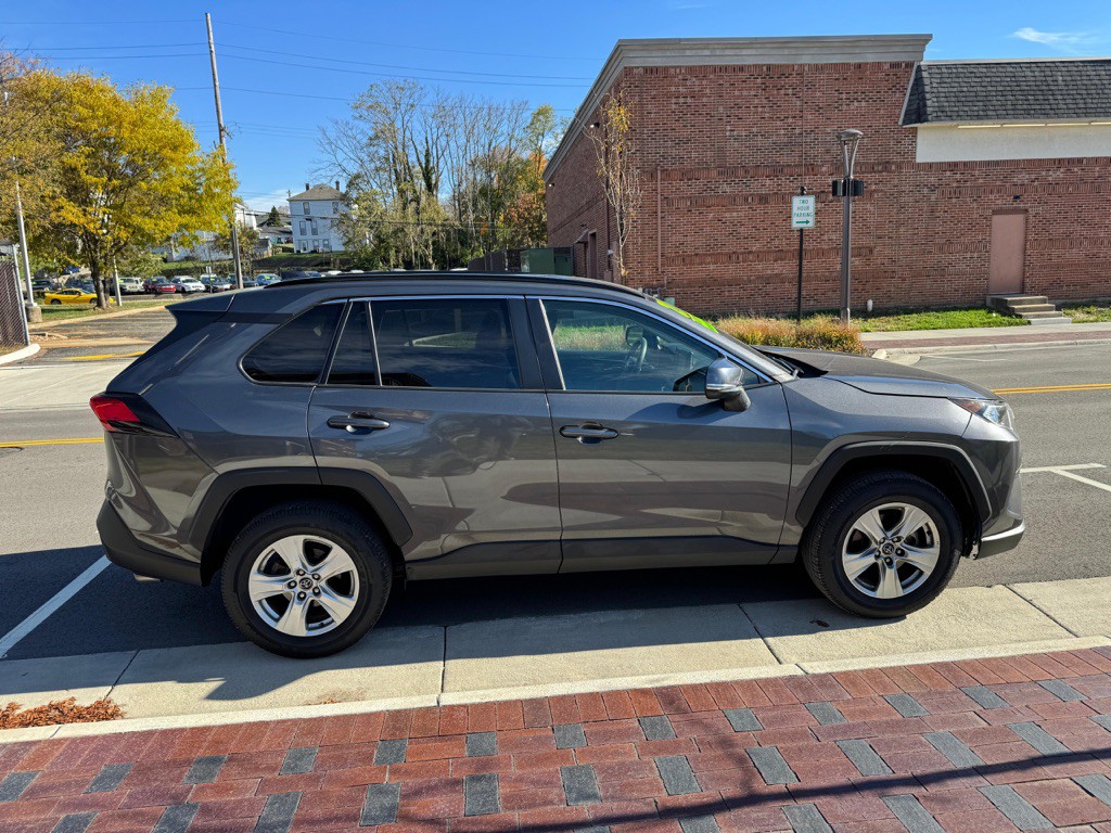 2021 Toyota Rav4 Image 7