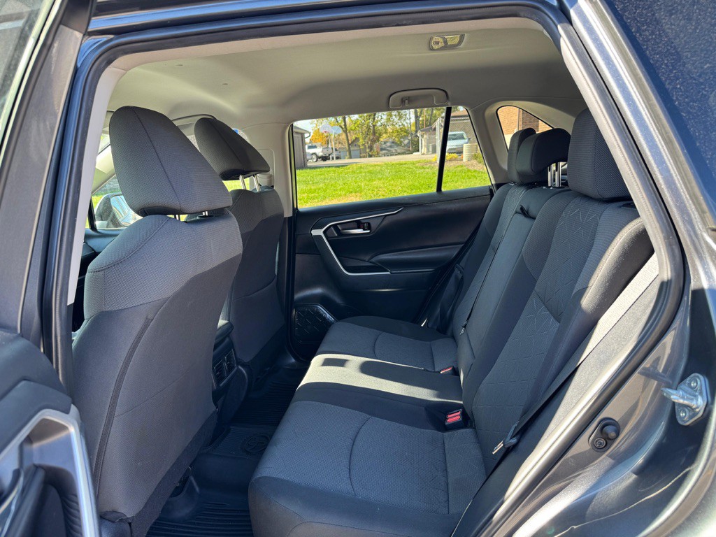 2021 Toyota Rav4 Image 16