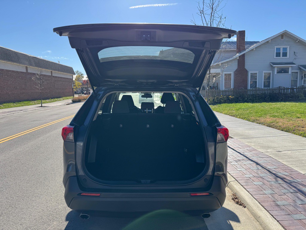 2021 Toyota Rav4 Image 17