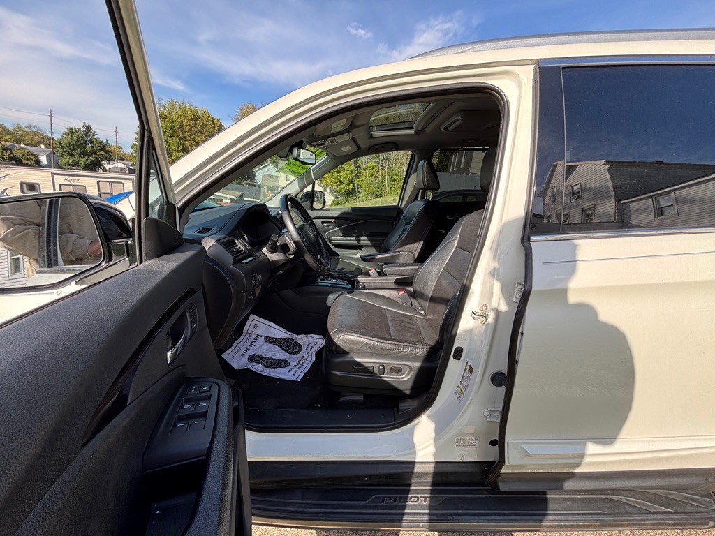 2016 Honda Pilot Image 13