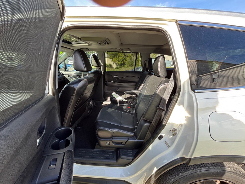 2016 Honda Pilot Image 14